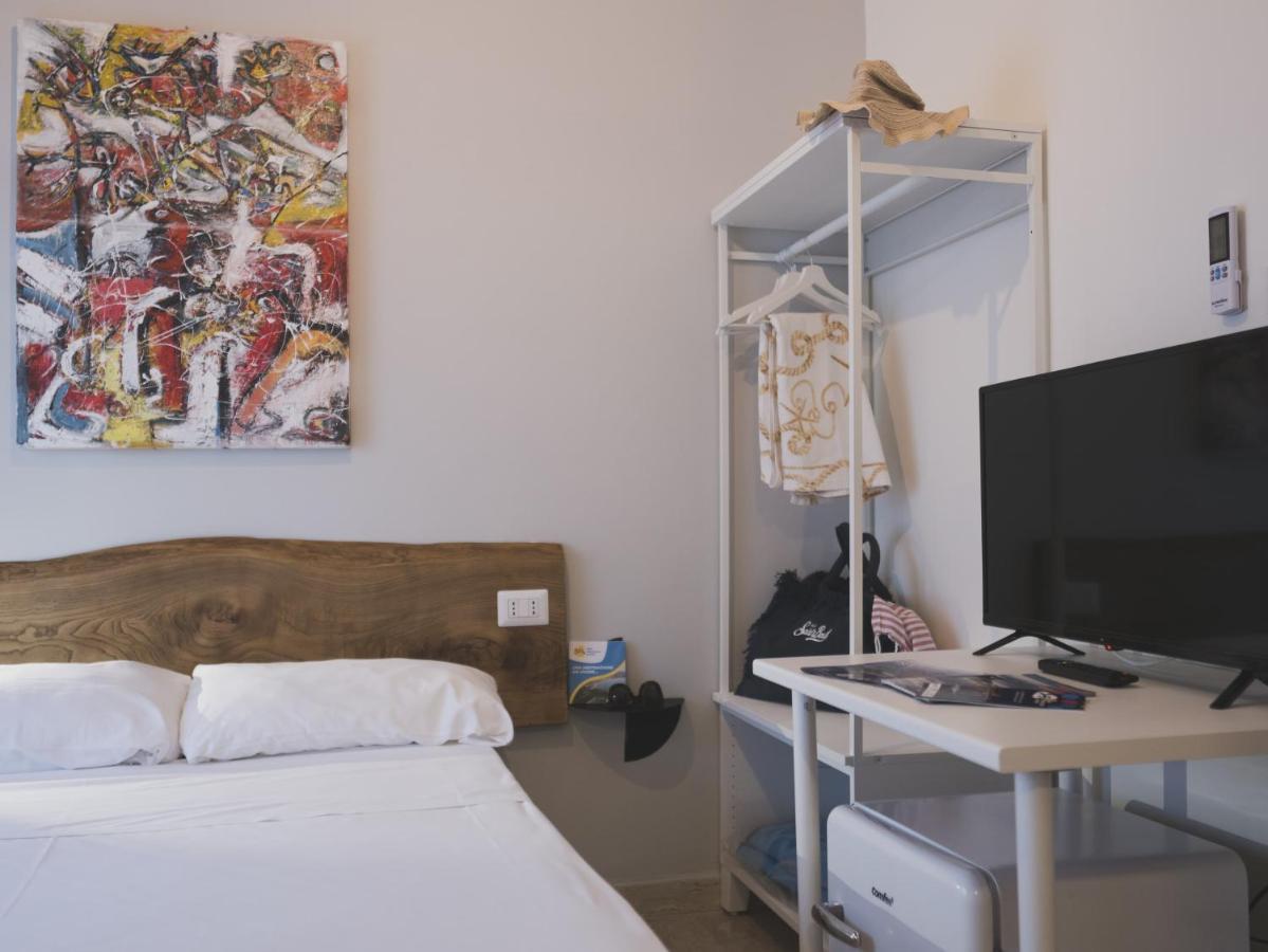 Minturnae Hotel สกาอูรี ภายนอก รูปภาพ